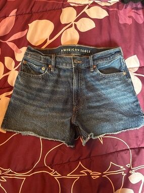 American Eagle Jean shorts size 6